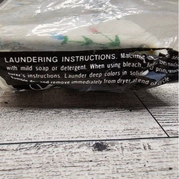 Lady Pepperell No-Iron Muslin White/Floral Twin Fitted Sheet NOS - Picture 4 of 5